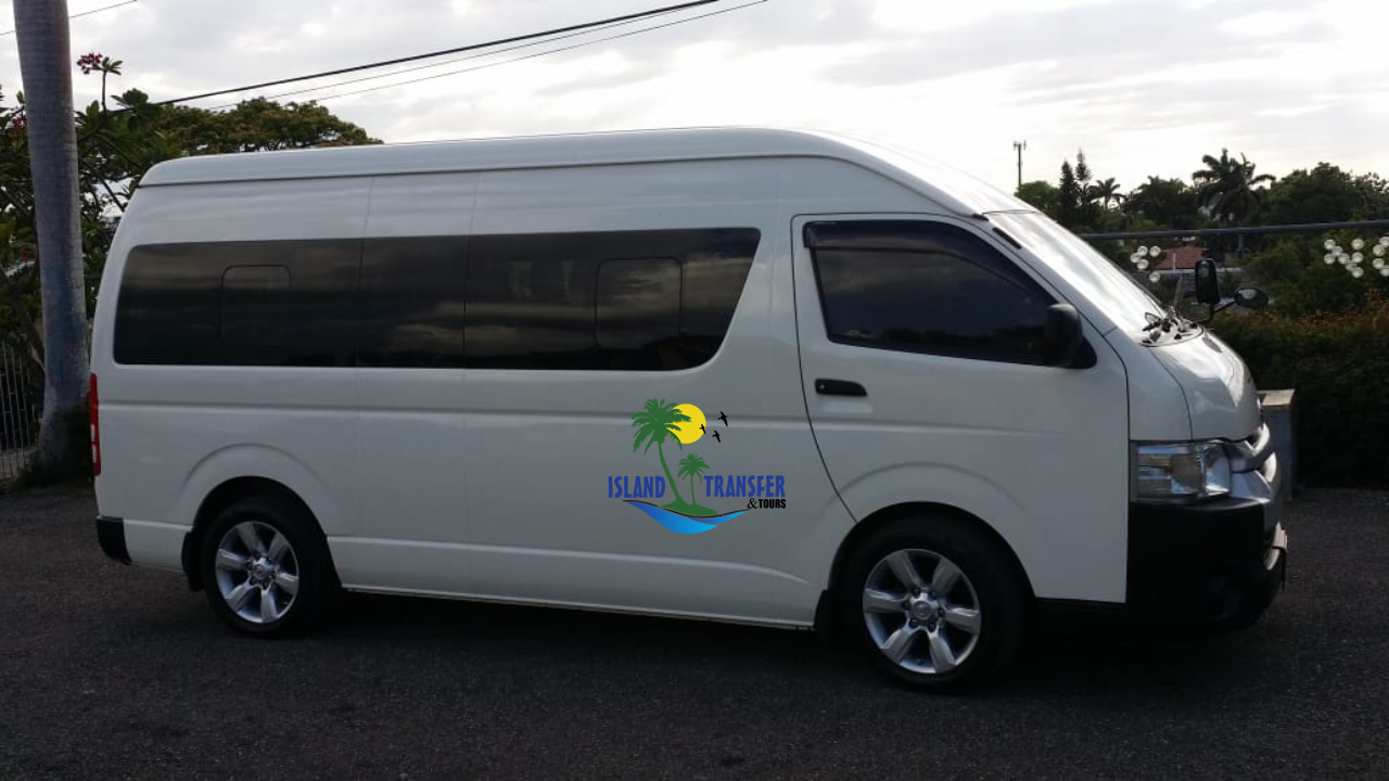 Transportation from Montego Bay Airport to Royalton White Sands and Blue Waters
